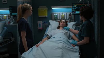She needs a surgeon... Stat. - The Good Doctor