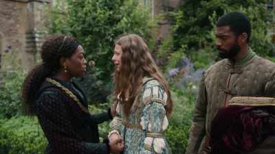 She needs to rest and warm herself.
I'll tell the Infanta. - The Spanish Princess