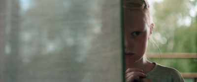 She never speaks?
No expressive language? - The Innocents
