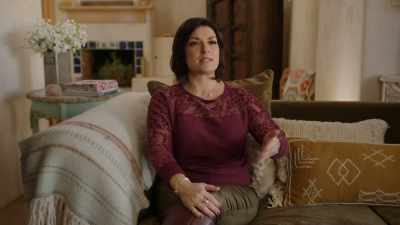 She had no modesty, - Surviving Jeffrey Epstein
