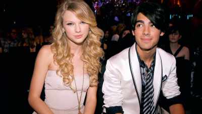 She is not doing anything
different to how artists - Taylor Swift vs Scooter Braun: Bad Blood