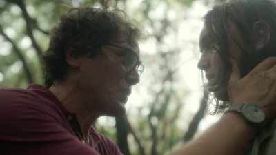 She noticed that something
was wrong. - Nine Perfect Strangers