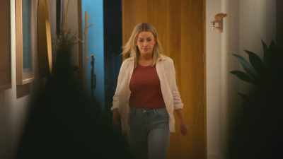  She now faces
the prospect - Love Triangle
