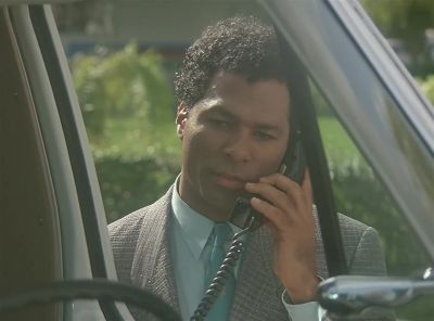 She O.D.'d, Lieutenant.
She's barely breathing. - Miami Vice