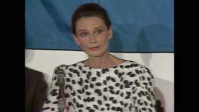 She was offering her
notoriety to a good cause. - Audrey