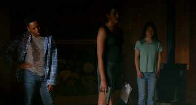 - She, she probably--
- It doesn't... matter. - Dead Teenagers