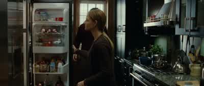 She put the cobbler in the fridge again. - Carnage