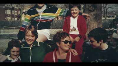 She was raising six kids
with no help. - I'll Be Gone in the Dark