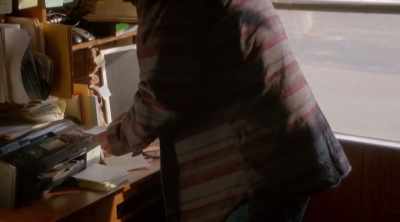 She was registered
under Sally Smith, - Looking Glass
