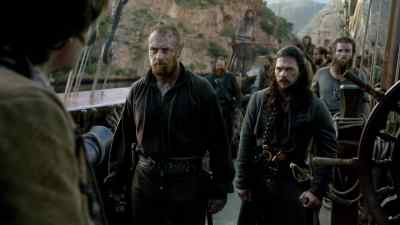 She runs or she wants
room to fight this out? - Black Sails