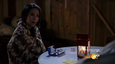 She said real men
don't crochet - Romance in the Wilds