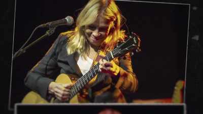 She was saying,
"Tori, you can be Tori. - Women Who Rock