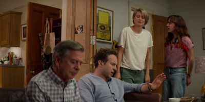 - She says she does, but she doesn't.
- Hang on. Hang on. What's going on here? - Trying