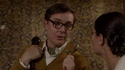 She says Victoria has an almost
identical mark on her neck. - Ms Fisher's Modern Murder Mysteries