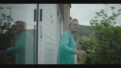 SHE SCOFFS - Passenger