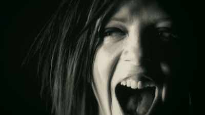 She screamed in a way that I'd
never heard anyone scream before. - The Sound of 007