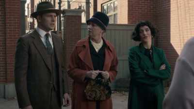 - She... She loves him, - Frankie Drake Mysteries