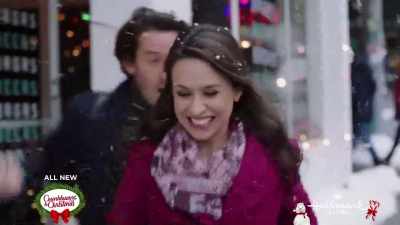 (she shrieks) - Christmas Waltz