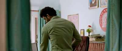 She slithers on a hot afternoon. - Mukkabaaz