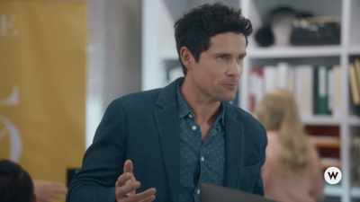 She is so obsessed - Romance in Style