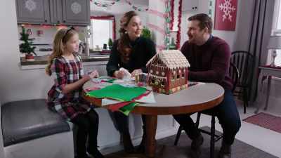 She was sorta my Christmas coach - Christmas Lover's Anonymous