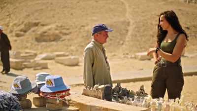 SHE SPEAKS ARABIC - Tutankhamun: Secrets of the Tomb