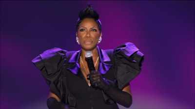 She stopped the stewardess.
She was like, "Excuse me, - Sommore: Queen Chandelier
