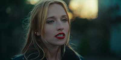 She was talking about
how you, I don't know, - The Holiday List