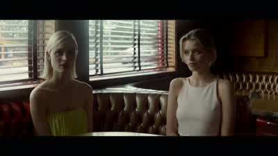 She has that thing. - The Neon Demon