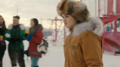 - She thinks she's so ever.
(giggling) - North of North