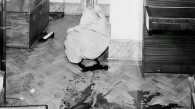She had tights and white
pants on and that was it. - The Murder of Sandra Rivett