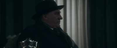 She had to leave on her own again
and ran into the wrong one. - Maigret