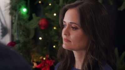 She had to watch the place
she loved get torn down. - Christmas at the Drive-In