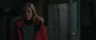 She told me about a ski resort. - War of the Worlds