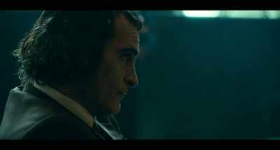She told me that there was
something wrong with Arthur, - Joker: Folie à Deux