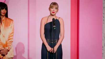 She told you
exactly what she's feeling, - Taylor Swift vs Scooter Braun: Bad Blood