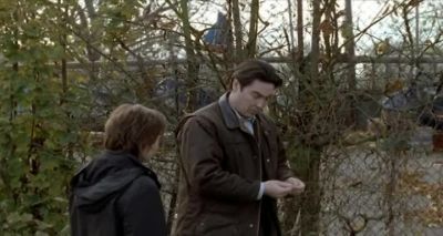 She tripped over this wire, - The Inspector Lynley Mysteries