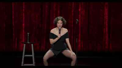- She was tushy to pussy.
- [audience laughing] - Ilana Glazer: Human Magic