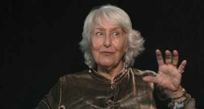 She was very attracted to Irving. - Marianne & Leonard: Words of Love