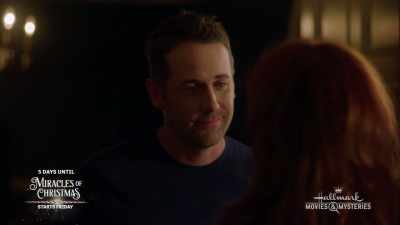 She was waiting for you - Aurora Teagarden Mysteries: Reunited and It Feels So Deadly