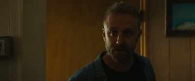 - She wanted a ride to Texas.
- Who are you? - Galveston