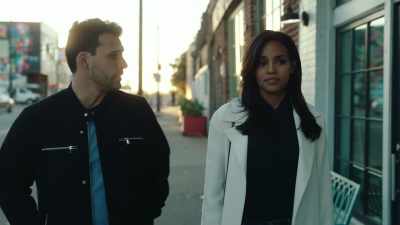 She wanted the hedge
fund lifestyle, - Stalked Within