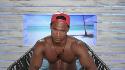 She wants to be happy, - Love Island