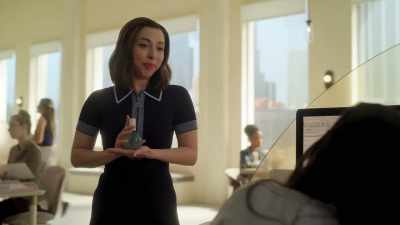‐ She wants me to upload
a smell into the computer? - Dollface