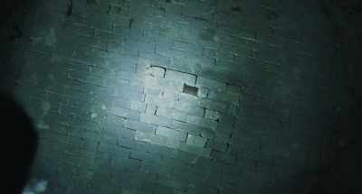 - She was watching.
- Stop crying, will you? - The Mimic
