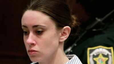 She was wearing
loose-fitted clothing, - Casey Anthony: An American Murder Mystery