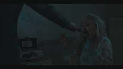SHE WHIMPERS - Joan