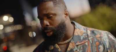 She worth way more than what y'all niggas - South Side Hero