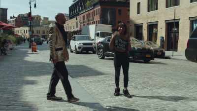 She would come down the street - The Stroll