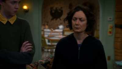 She wrote an essay about
an eyebrow threading gone wrong. - The Conners